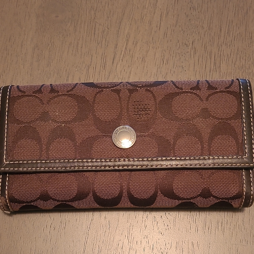 Coach Signature Wallet Brown